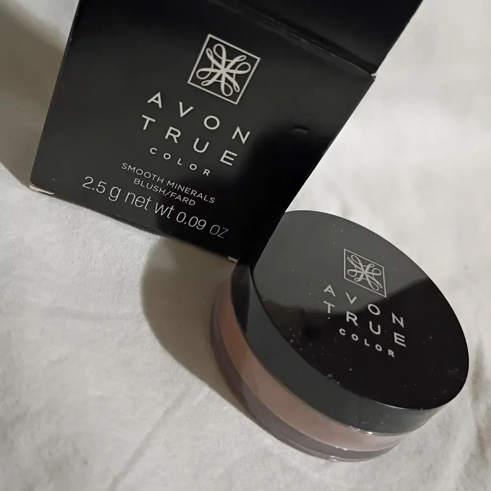 NIB AVON TRUE COLORS Blushed/Rose 2.5g Smooth MInerals Blush F0887 HARD TO FIND